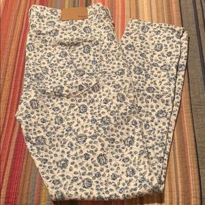 Made well Printed Jeans.  Like New. Size 28.